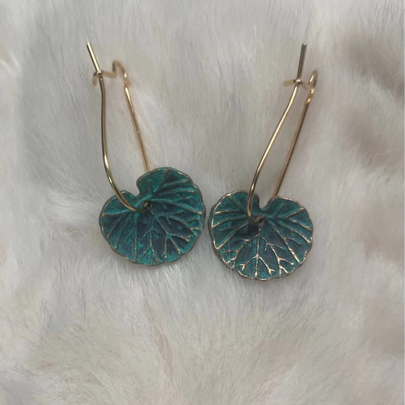 Charming Earring for Any Occasion