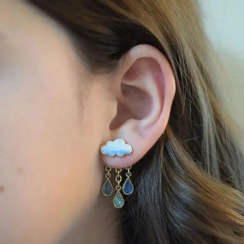 Charming Earring for Any Occasion