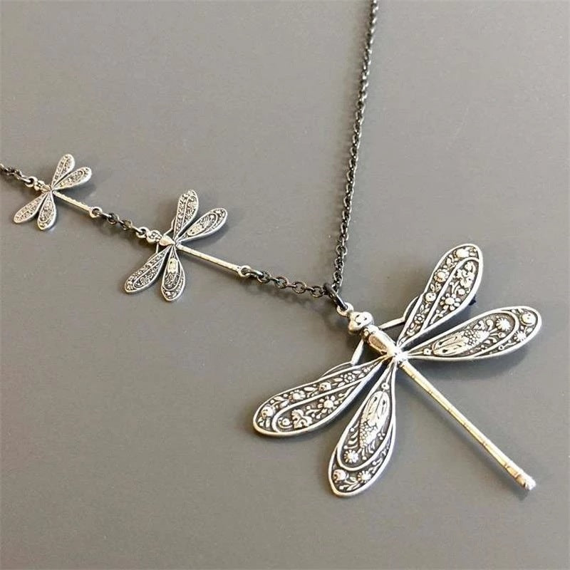 Stunning Necklace for Daily Wear