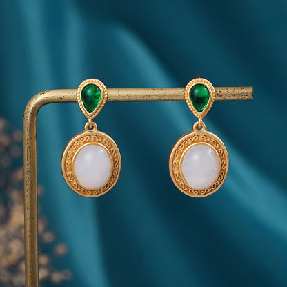Elegant Gold Earring for Every Occasion
