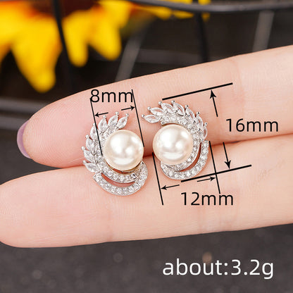 Charming Pearl Earring for Any Occasion