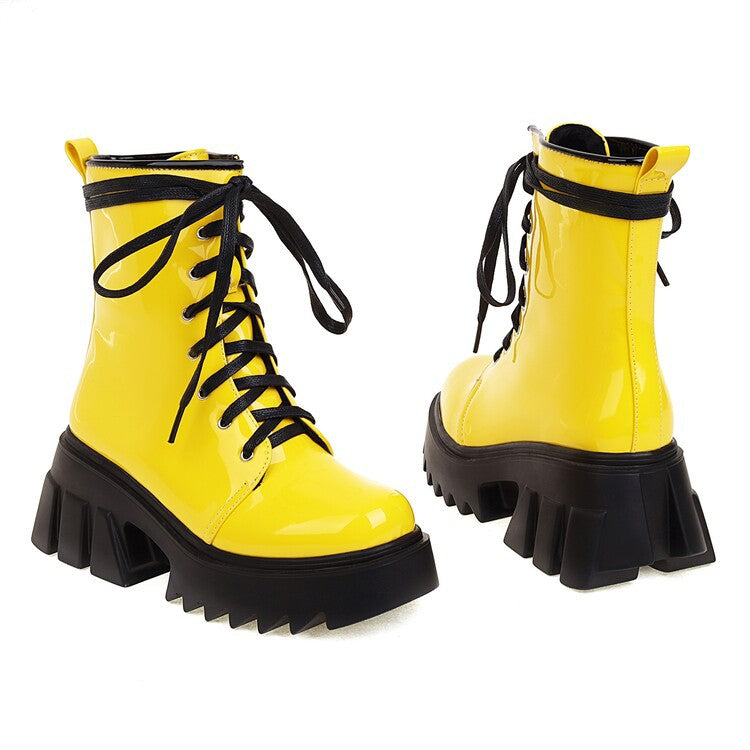 Graceful Orthopedic Boots for Modern Look