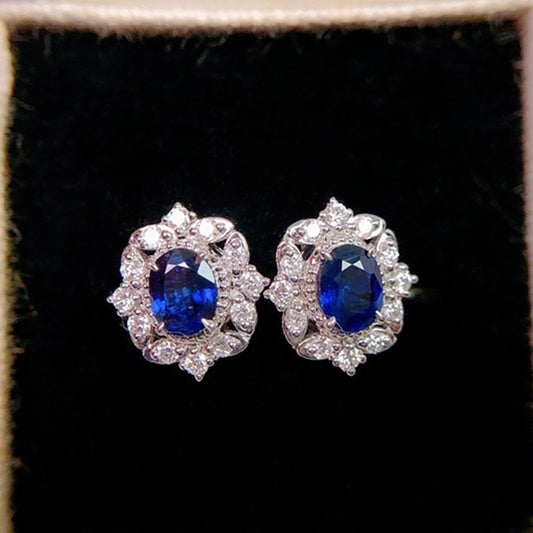 Charming Earring for Any Occasion