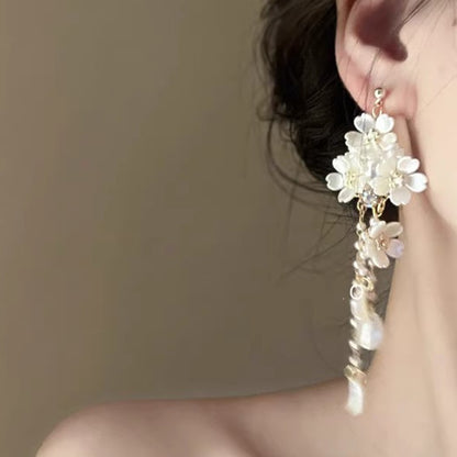 Charming Pearl Earring for Any Occasion