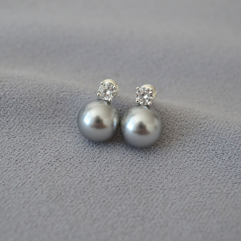 Romantic Silver Earring for Special Moments