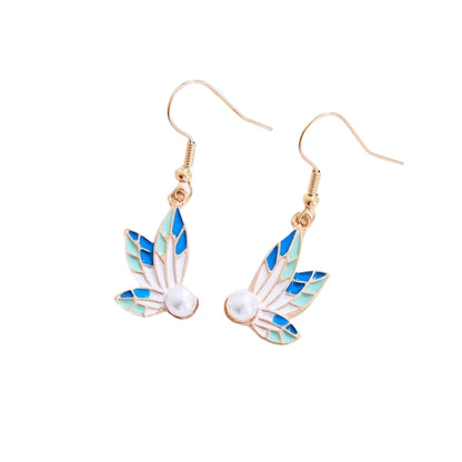 Beautiful Pearl Earring with Unique Style