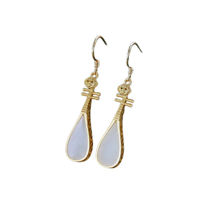Romantic Silver Earring for Special Moments