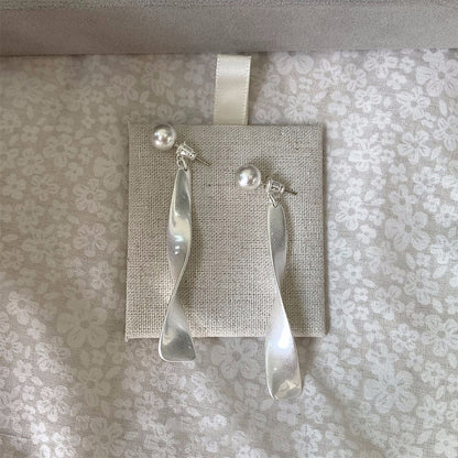 Stunning Silver Earring for Daily Wear
