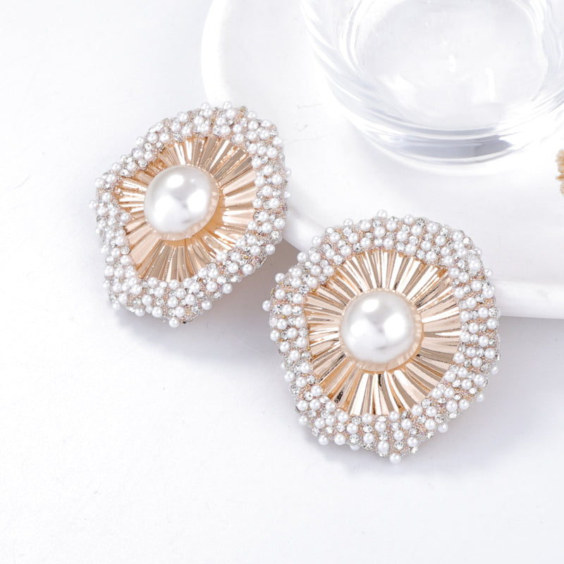 Delicate Artisan Pearl Earring