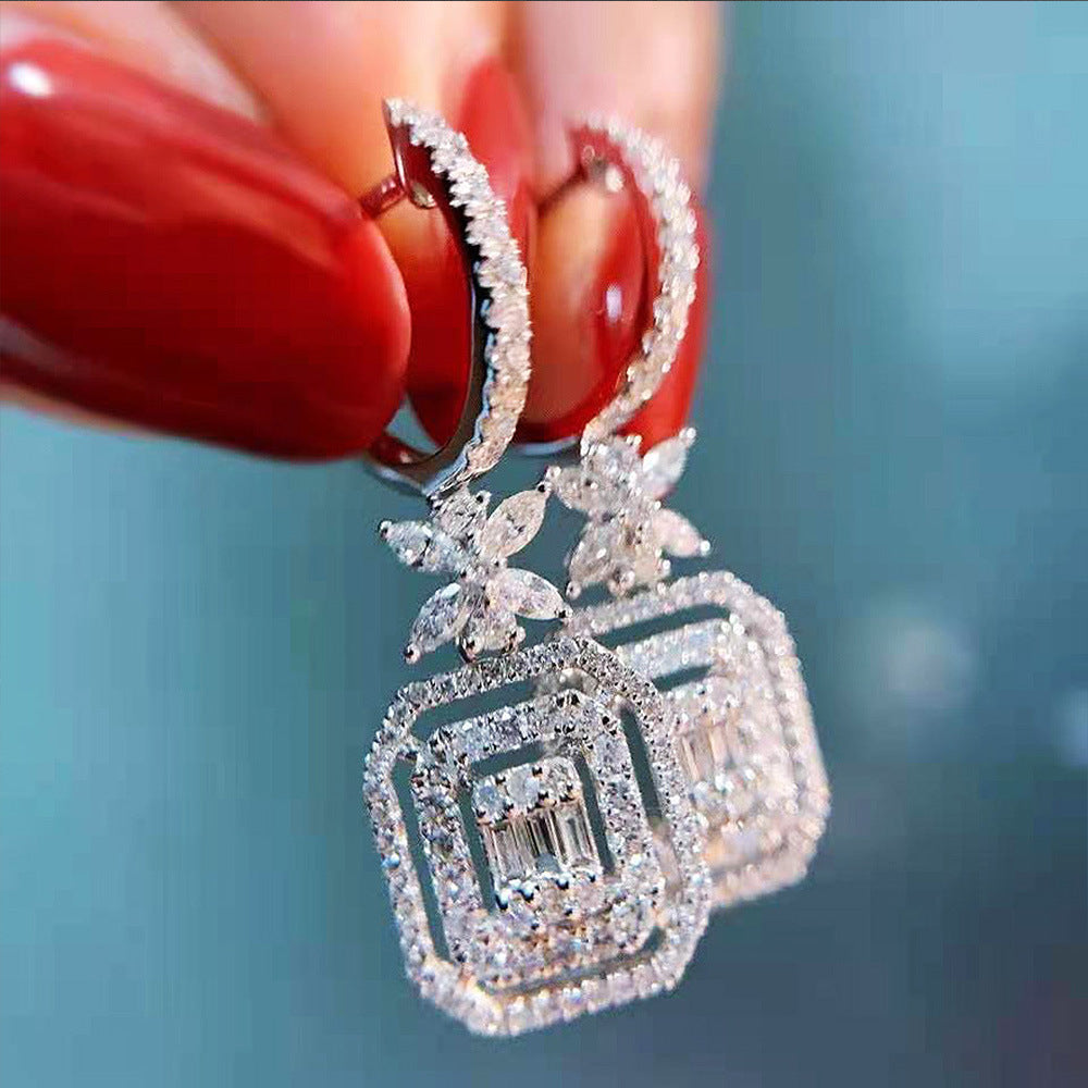 Stunning Earring for Daily Wear