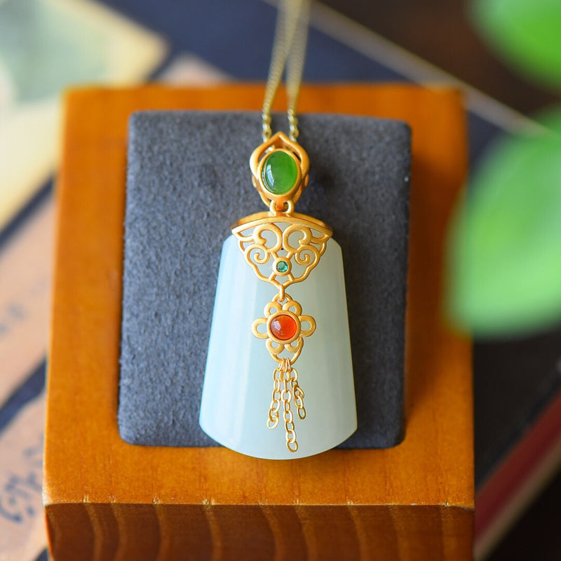 Elegant Silver Necklace for Every Occasion