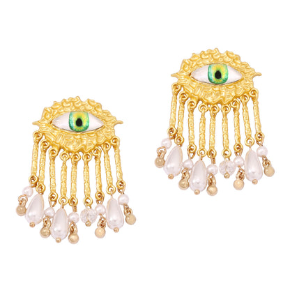 Charming Pearl Earring for Any Occasion