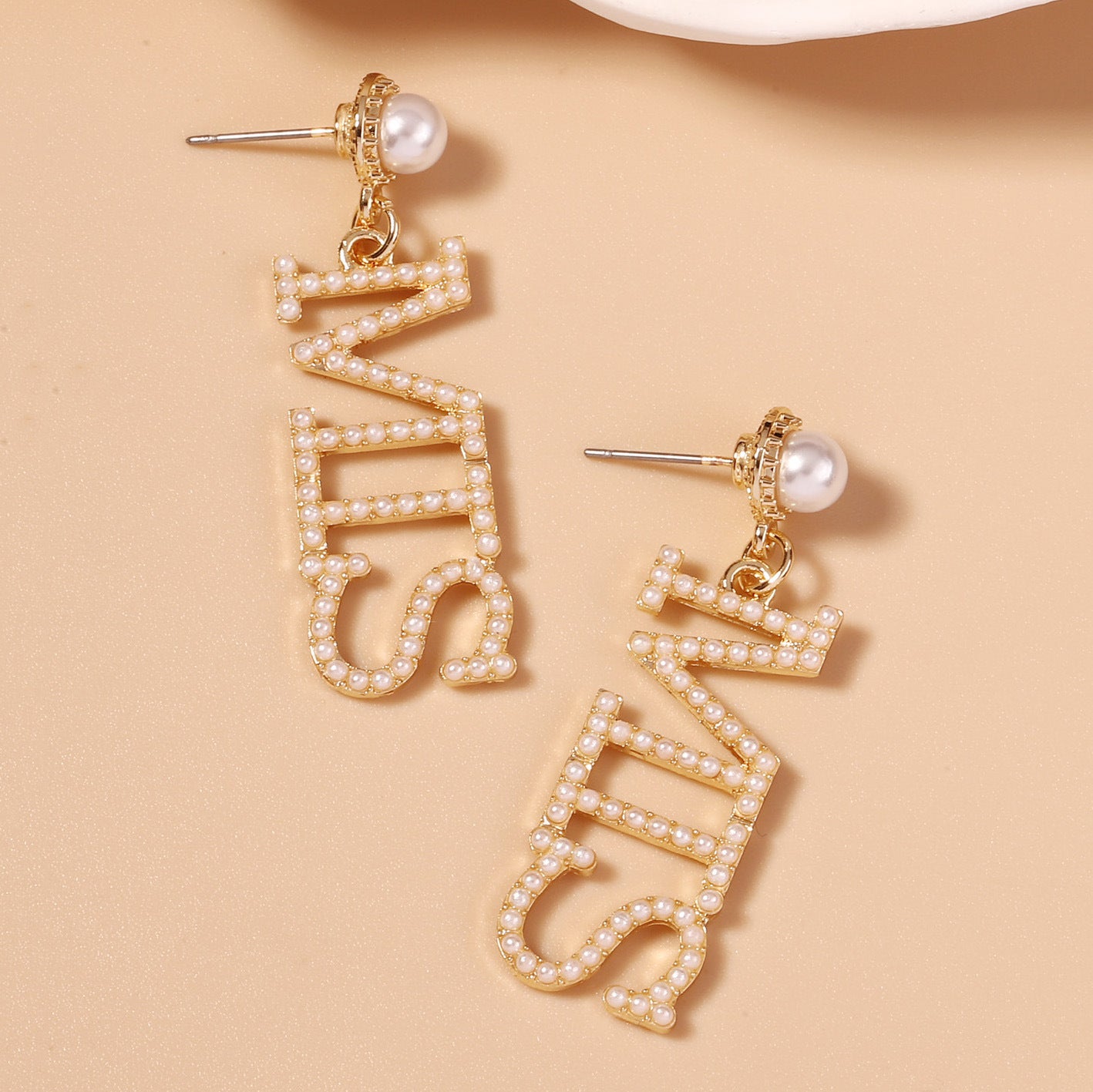 Stunning Pearl Earring for Daily Wear