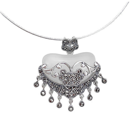 Romantic Silver Necklace for Special Moments