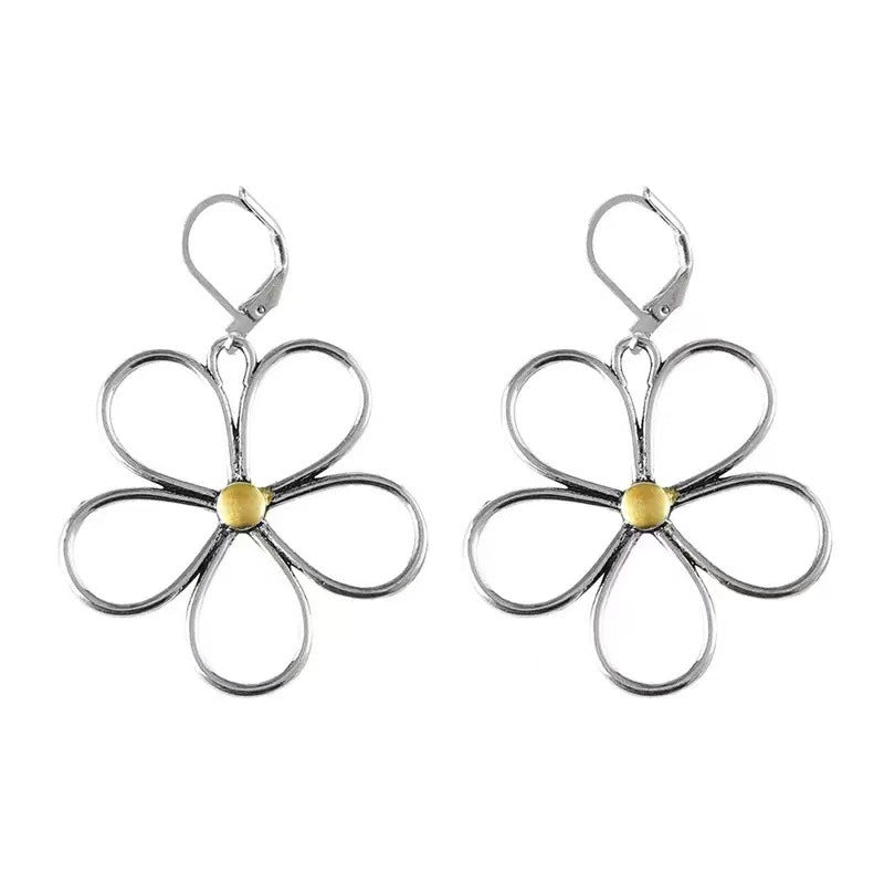Elegant Earring for Every Occasion