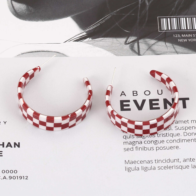 Classic Silver Earring with Timeless Appeal