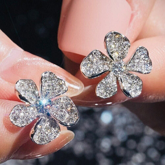 Elegant Earring for Every Occasion