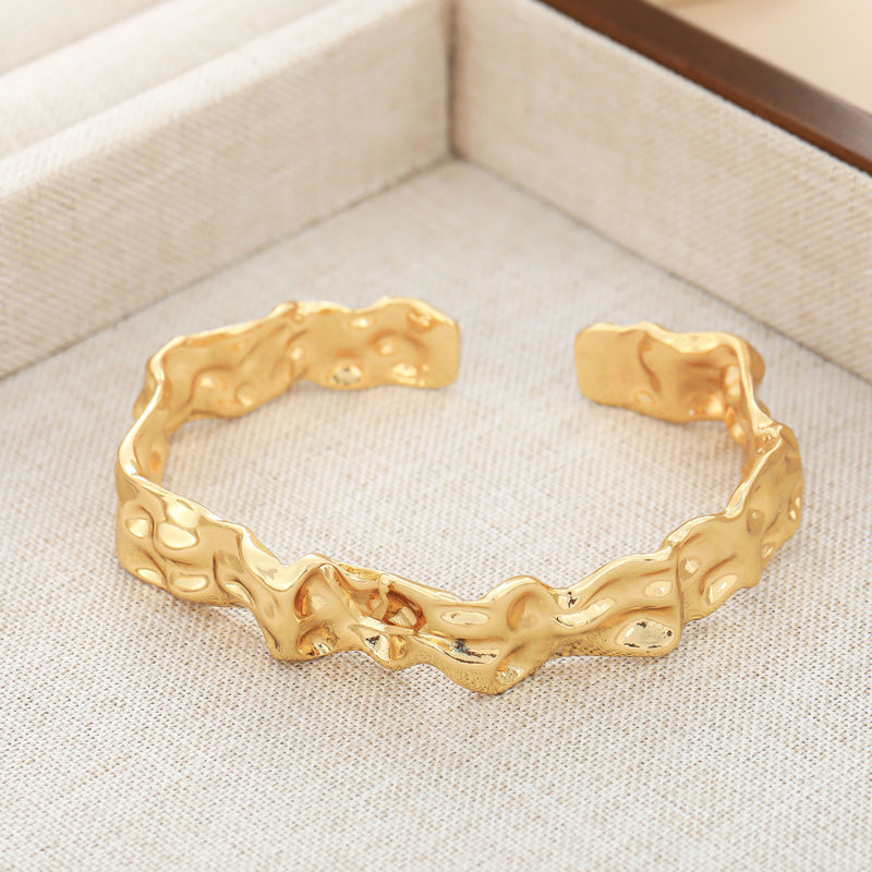 Beautiful Piece with Unique Style