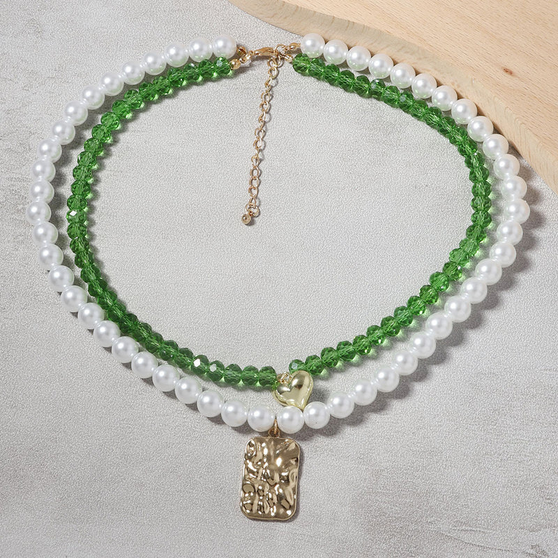 Beautiful Pearl Necklace with Unique Style