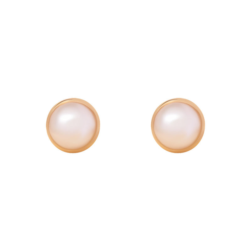 Charming Gold Earring for Any Occasion