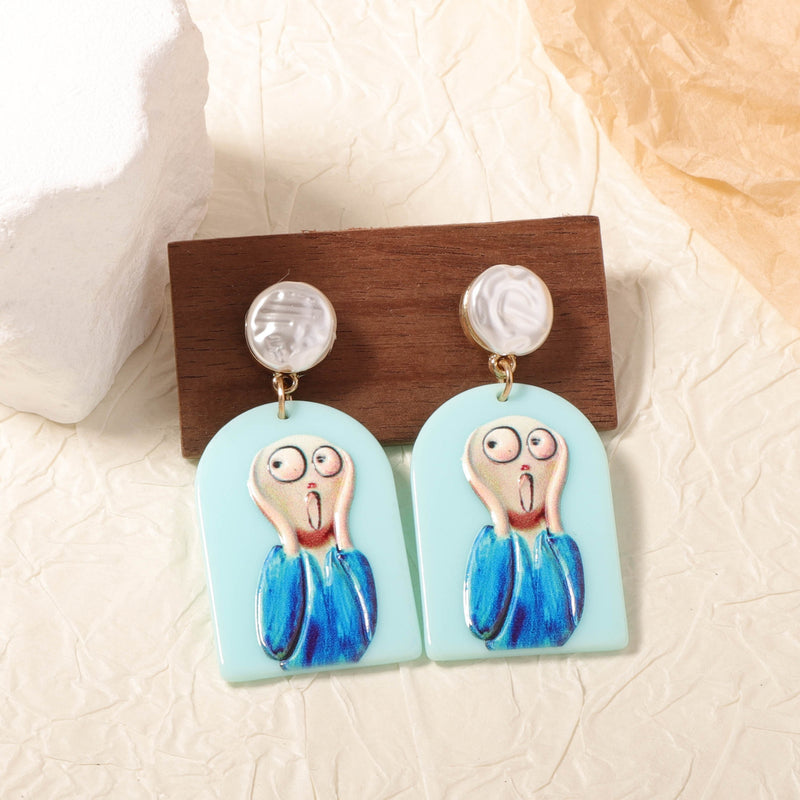 Beautiful Pearl Earring with Unique Style