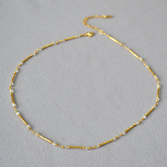 Romantic Gold Necklace for Special Moments