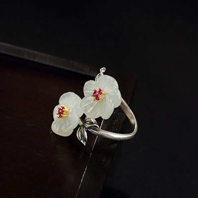 Beautiful Silver Bracelet with Unique Style