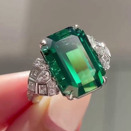 Elegant Ring for Every Occasion