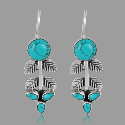 Romantic Silver Earring for Special Moments