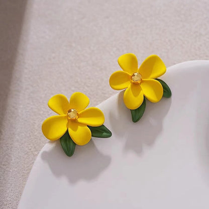 Vintage Handmade Earring
