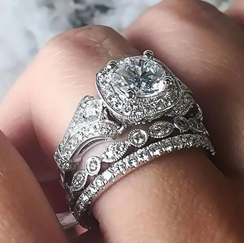 Beautiful Set with Unique Style