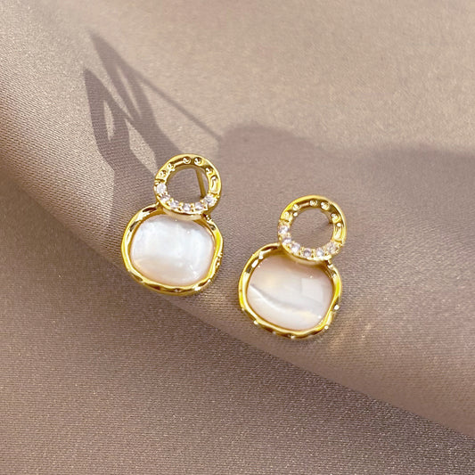 Romantic Earring for Special Moments