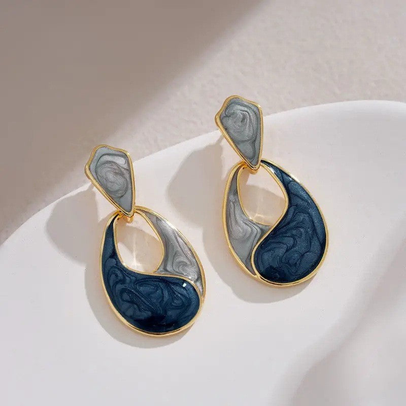 Vintage Handmade Earring