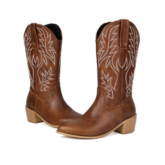 Graceful Orthopedic Boots for Modern Look