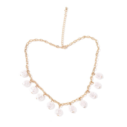Classic Pearl Necklace with Timeless Appeal