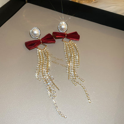 Classic Pearl Earring with Timeless Appeal