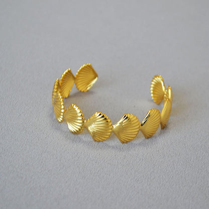 Elegant Gold Bracelet for Every Occasion