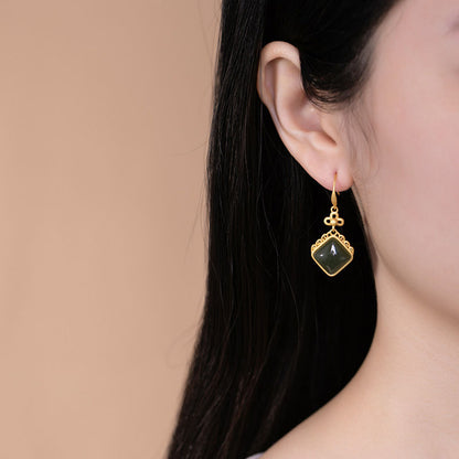 Beautiful Gold Earring with Unique Style
