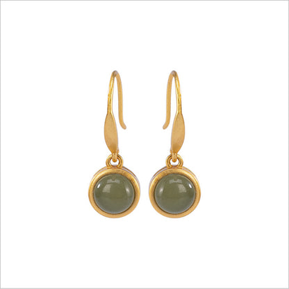 Charming Gold Earring for Any Occasion