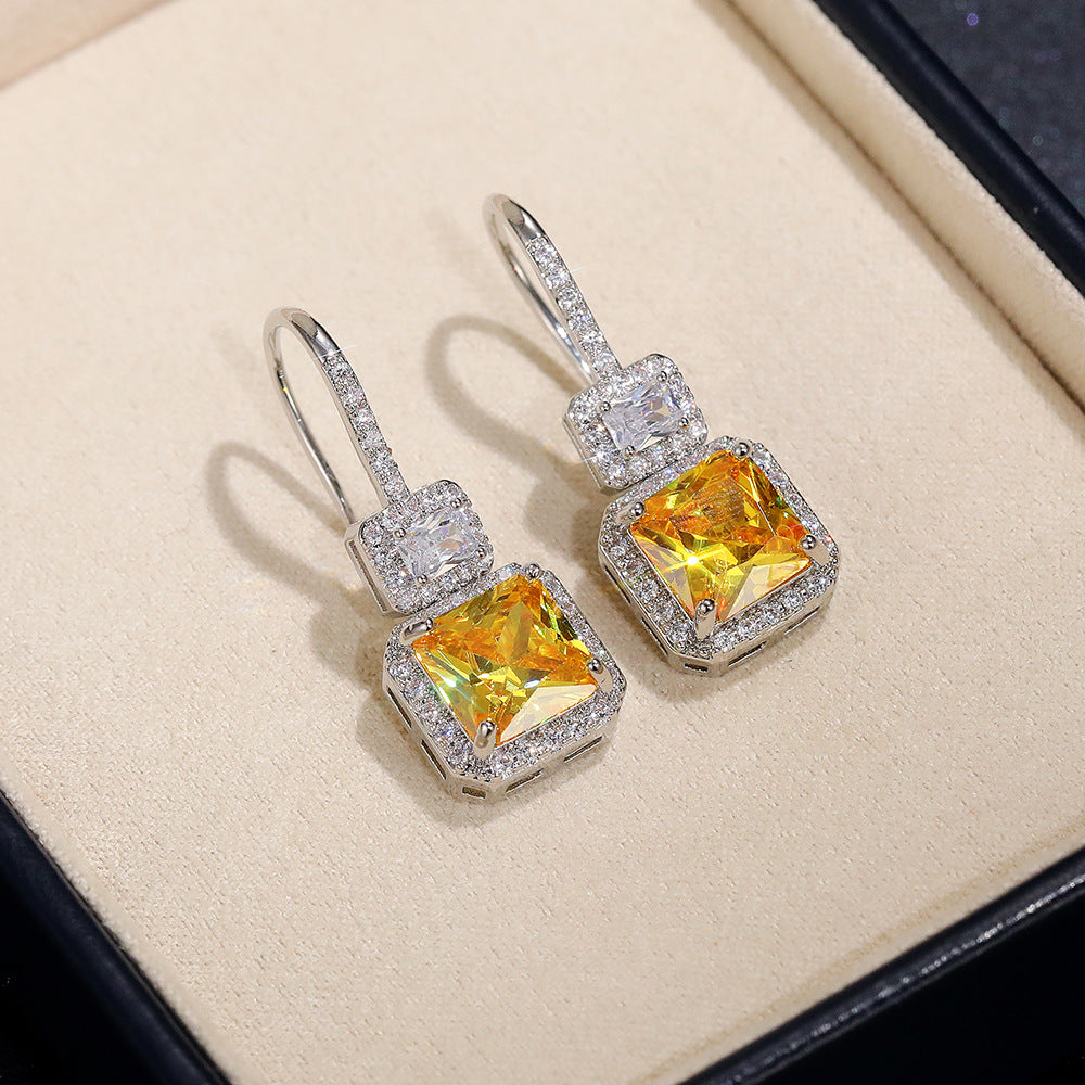 Beautiful Earring with Unique Style