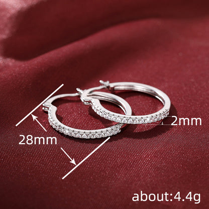 Charming Earring for Any Occasion