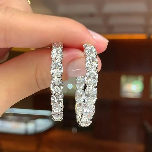 Charming Earring for Any Occasion