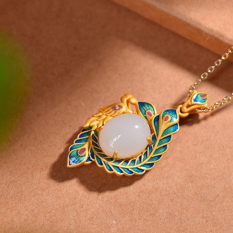 Classic Gold Necklace with Timeless Appeal