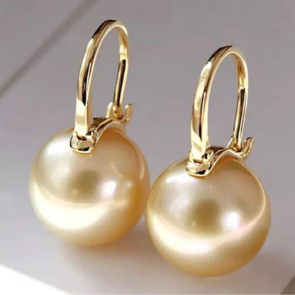 Beautiful Silver Earring with Unique Style