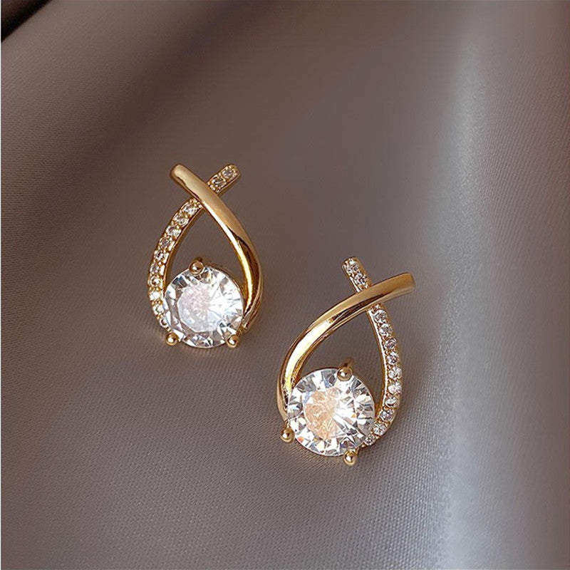Elegant Silver Earring for Every Occasion