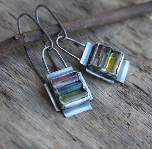 Vintage Handmade Earring