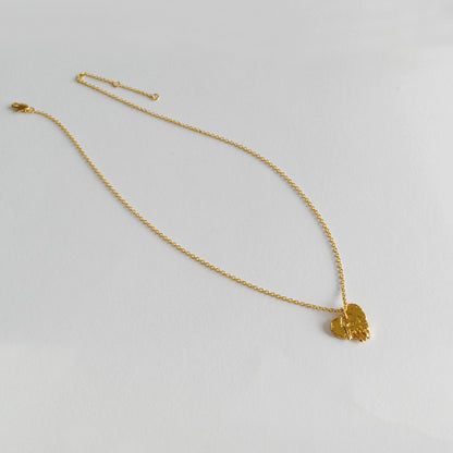 Stunning Gold Necklace for Daily Wear
