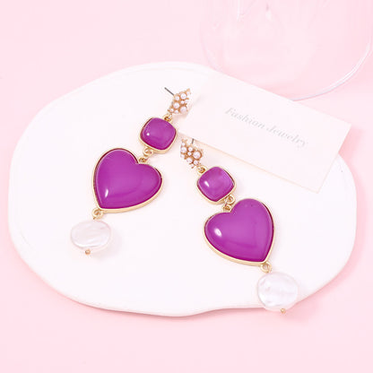 Beautiful Pearl Earring with Unique Style