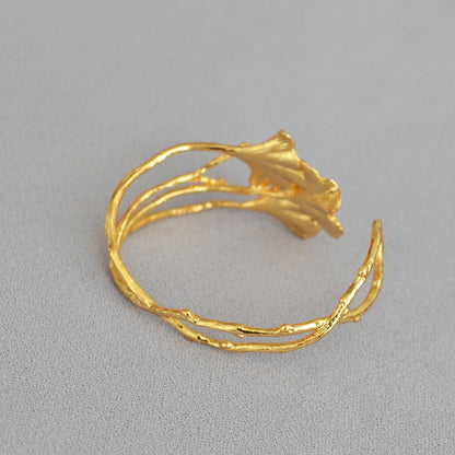 Charming Gold Bracelet for Any Occasion