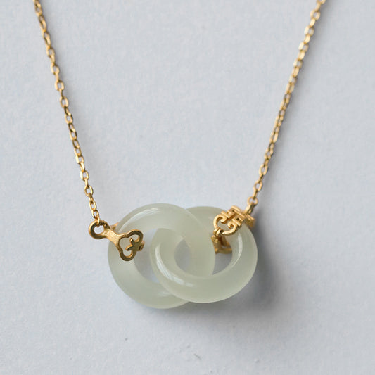 Charming Silver Necklace for Any Occasion
